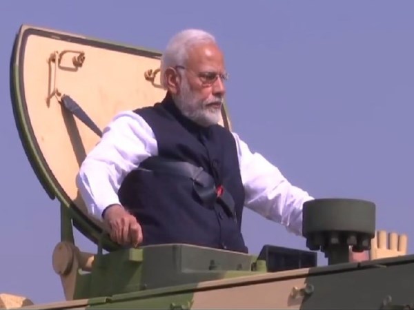 इसे 'टैंक सेल्फ प्रोपेल्ड होवरक्राफ्ट गन' कहते हैं