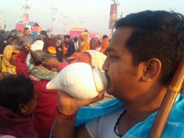 आस्था के आगे ठंड बेबस