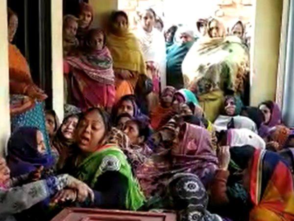 Body of son reached after four months in Amethi Body of son reached after four months in Amethi