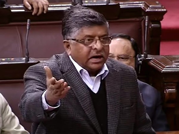 अगड़े वर्ग के लोग रिक्शा चलाते हुए मिलेंगे