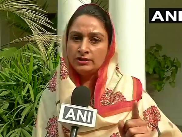 Harsimrat Kaur Badal on Jagdish Tytler present at Congress event in Delhi Harsimrat Kaur Badal on Jagdish Tytler present at Congress event in Delhi