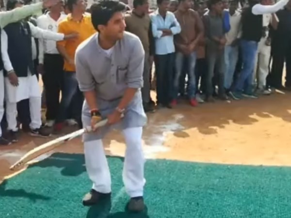 खुद शेयर किया वीडियो