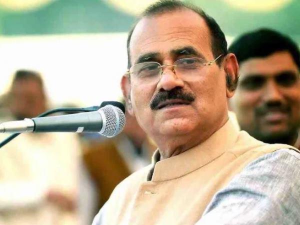 case filed against mla vijay mishra in bhadohi for threaten judge case filed against mla vijay mishra in bhadohi for threaten judge