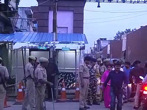 गहनता से हो रही लोगों की जांच