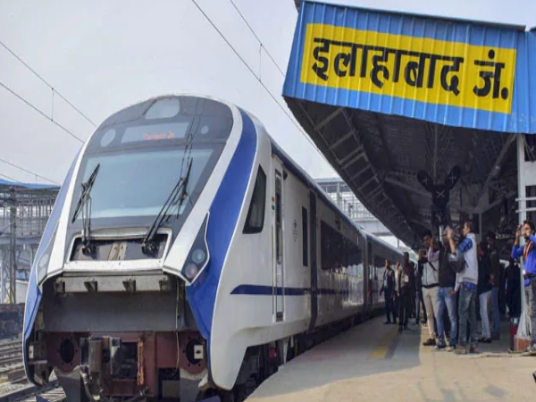 ट्रेन 18 के लिए ऐसे बुक करें सीट