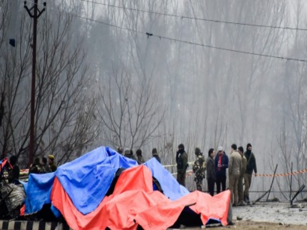 पुलवामा हमला: CRPF पर RDX से नहीं हुआ था अटैक पुलवामा हमला: CRPF पर RDX से नहीं हुआ था अटैक