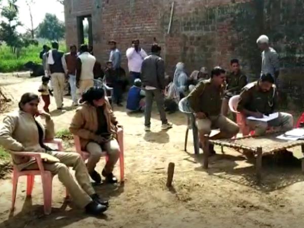 man killed himself after murdered wife in farrukhabad man killed himself after murdered wife in farrukhabad