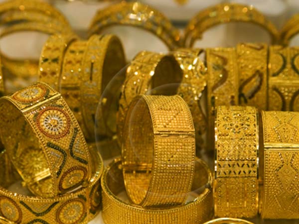 Gold Price Latest Update: Gold Price UP By Rs 35, Silver slip By Rs 270. Gold Price Latest Update: Gold Price UP By Rs 35, Silver slip By Rs 270.