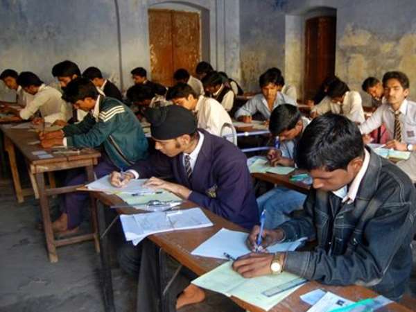2 मार्च तक चलेंगी परीक्षाएं