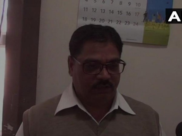 कर्मचारी की बहाली और सस्पेंड से जुड़ा है मामला