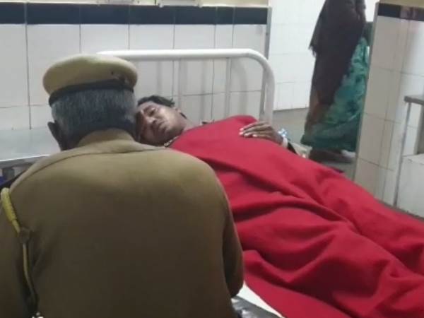 इंस्पेक्टर तेनजिंग भूटिया ने दर्ज करवाया मामला