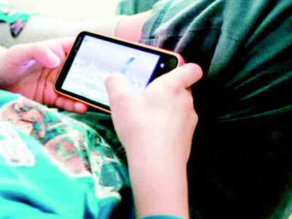 सावधान! घटिया क्वालिटी के मोबाइल नहीं करें इस्तेमाल