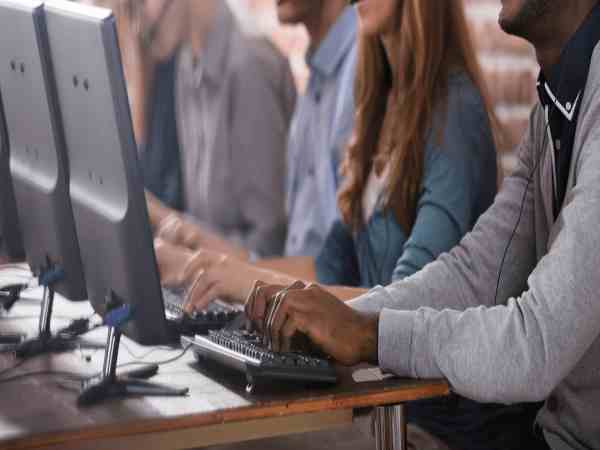 crime branch bust fake call centre in kharadi in maharashtra crime branch bust fake call centre in kharadi in maharashtra