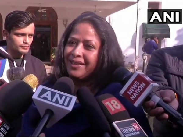 कांग्रेस ने नाराज हुईं पूर्व राष्ट्रपति प्रणव मुखर्जी की बेटी शर्मिष्ठा, दिल्ली कांग्रेस मीडिया प्रमुख पद से दिया इस्तीफा कांग्रेस ने नाराज हुईं पूर्व राष्ट्रपति प्रणव मुखर्जी की बेटी शर्मिष्ठा, दिल्ली कांग्रेस मीडिया प्रमुख पद से दिया इस्तीफा