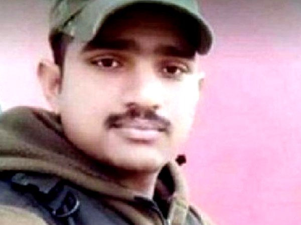 बस में सवार एक और जवान की बची थी जान