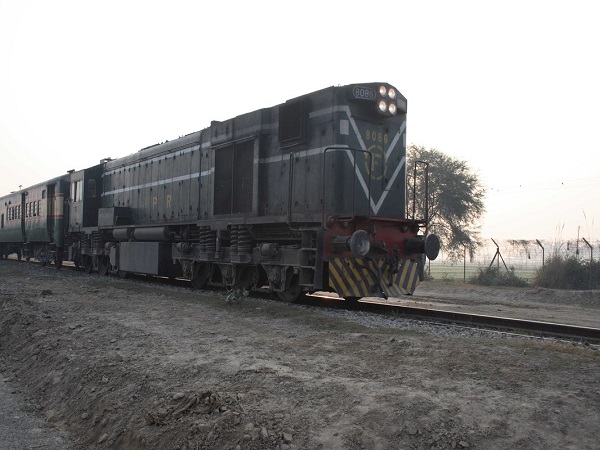 pakistan suspends Samjhauta express, Indian train struck at Attari border crossing pakistan suspends Samjhauta express, Indian train struck at Attari border crossing