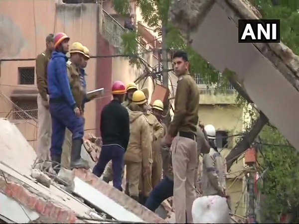 delhi: four storey building collapsed in karol bagh area delhi: four storey building collapsed in karol bagh area