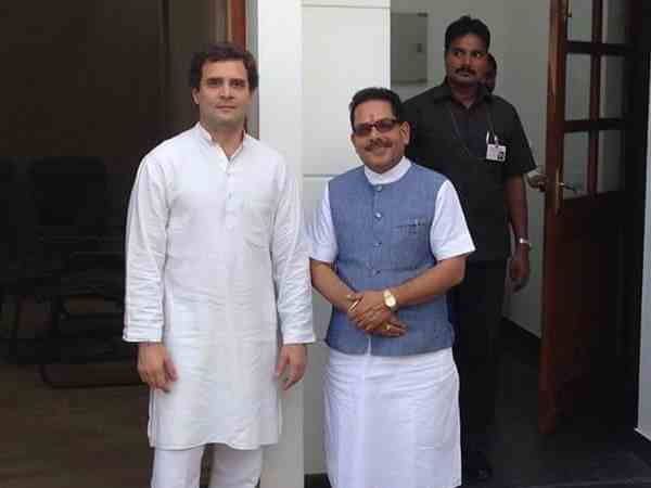 deepak sharma joins congress in himachal pradesh deepak sharma joins congress in himachal pradesh