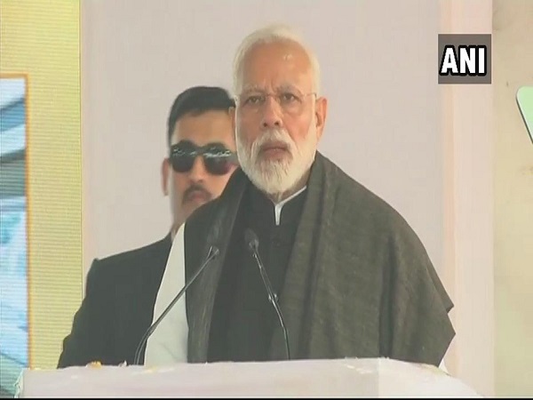 pm narendra modi flags off Vande Bharat Express in jhansi, condemns pulwama attack pm narendra modi flags off Vande Bharat Express in jhansi, condemns pulwama attack