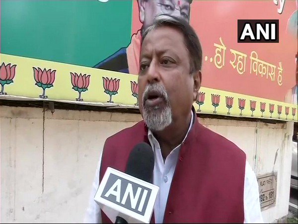 TMC MLA murder case: Calcutta High Court grants anticipatory bail to BJP leader Mukul Roy TMC MLA murder case: Calcutta High Court grants anticipatory bail to BJP leader Mukul Roy