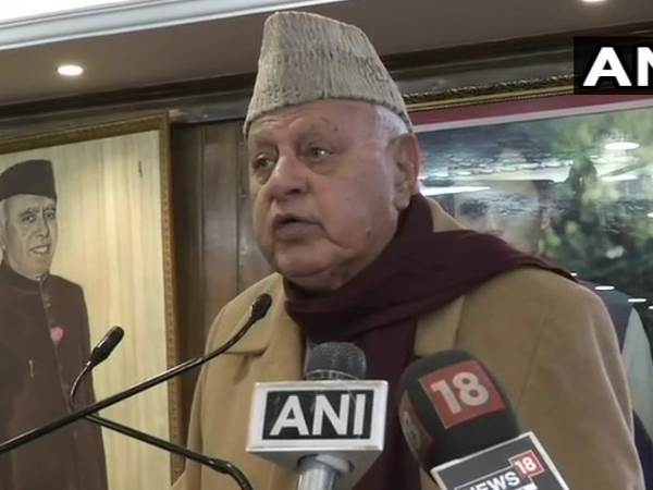 farooq abdullah says imran khan advisor meet narendra modi to avoid war farooq abdullah says imran khan advisor meet narendra modi to avoid war