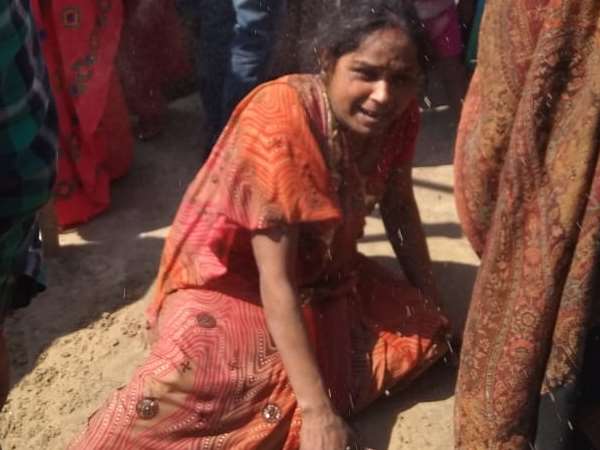 वाराणसी से आए थे मुंडन संस्कार कराने