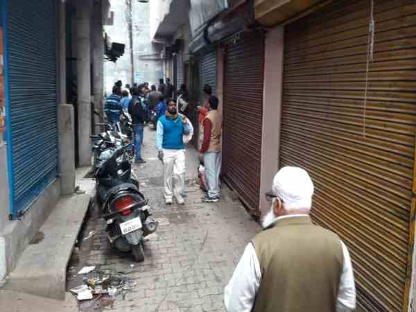 Businessmen closed shop to oppose Pulwama attack Businessmen closed shop to oppose Pulwama attack