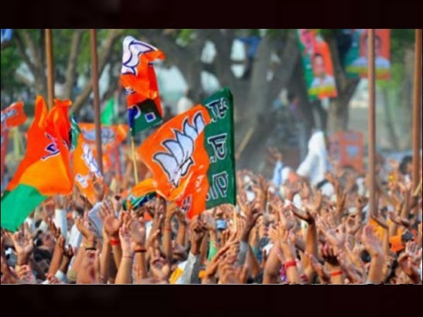 अब सवाल ये कि आशा वापस जाती हैं या भाजपा में रहेंगी?