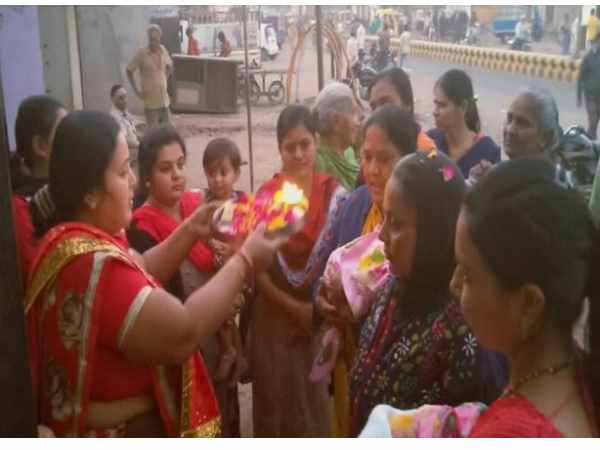 Rajkot couple Become Parents Through Ivf Technology, After 19 years of their marriage Rajkot couple Become Parents Through Ivf Technology, After 19 years of their marriage