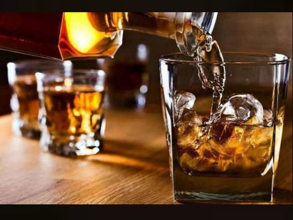 Gujarat: man killed by his drunken-friend during wine party Gujarat: man killed by his drunken-friend during wine party