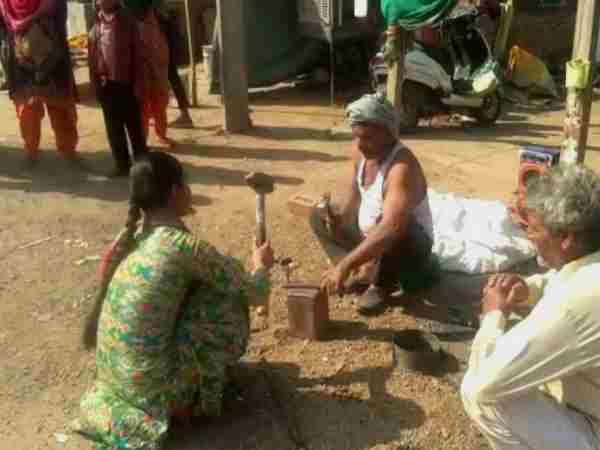 अभावों में प्रशिक्षण