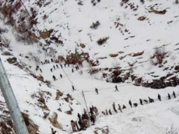 search operation continue for army soldier missing in avalanche search operation continue for army soldier missing in avalanche