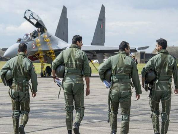 नासिक में रहता है शहीद निनाद अनिल मांडवगणे का परिवार