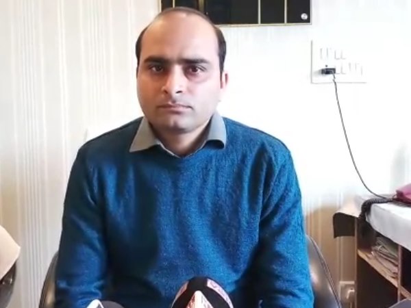 jhansi district supply officer arrested for making dm fake signature jhansi district supply officer arrested for making dm fake signature