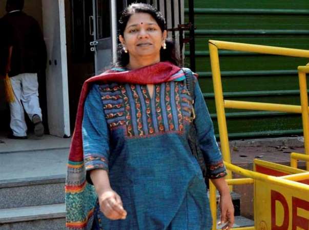 DMK Leader Kanimozhis Home Raided By Income Tax Officials DMK Leader Kanimozhis Home Raided By Income Tax Officials