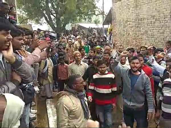 बदले की बात कहे पत्नी हुई बेहोश