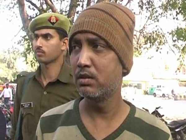 डोनर से भी करते थे धोखाधड़ी