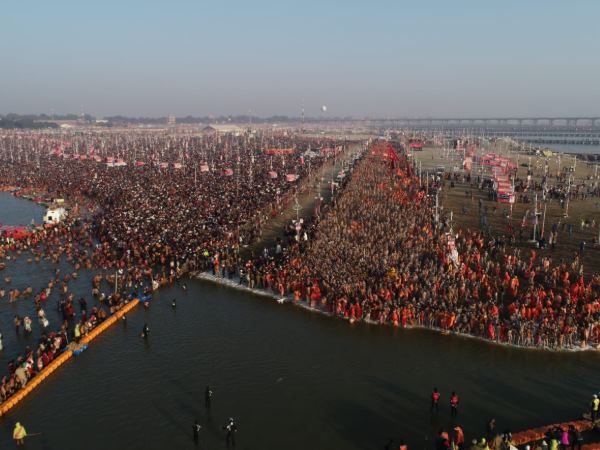 HC order to ban photo and videography at kumbh mela snan HC order to ban photo and videography at kumbh mela snan