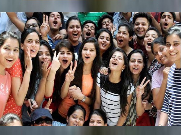'छात्रों को एसा नहीं लगना चाहिये कि, वह असुरक्षा महसूस कर रहे'