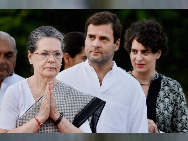Congress, CWC, Congress Working Committee, GANDHINAGAR, Gujarat, ahmedabad, Sonia Gandhi, Manmohan Singh, Mallikarjun Kharge, Priyanka Gandhi, narendra modi Congress, CWC, Congress Working Committee, GANDHINAGAR, Gujarat, ahmedabad, Sonia Gandhi, Manmohan Singh, Mallikarjun Kharge, Priyanka Gandhi, narendra modi