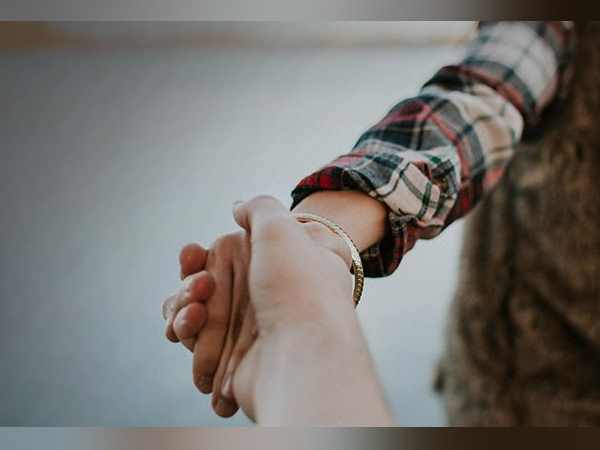 Rajkot, gujarat, crime, gujarat police, couple end their life, Couple Commits Suicide, Connected couples, suicide, Fear of Abandonment, love couple, couple committed suicide, HEARTBREAKING, अमरेली, राजकोट, गुजरात, लव अफेयर, प्रेमी युगल, आत्महत्या, कुएं में कूदे, प्रेमी जोड़े ने दी जान, बिछडने का डर, प्रेमी युगल बिछड गया, जुदा होने का डर Rajkot, gujarat, crime, gujarat police, couple end their life, Couple Commits Suicide, Connected couples, suicide, Fear of Abandonment, love couple, couple committed suicide, HEARTBREAKING, अमरेली, राजकोट, गुजरात, लव अफेयर, प्रेमी युगल, आत्महत्या, कुएं में कूदे, प्रेमी जोड़े ने दी जान, बिछडने का डर, प्रेमी युगल बिछड गया, जुदा होने का डर