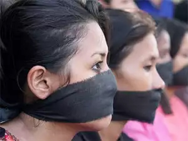 रोजाना 3 महिलाओं का अपहरण किया जा रहा