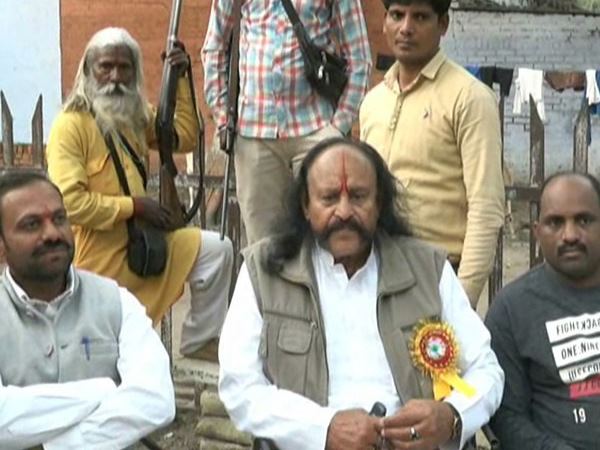 राजनीति के सवाल पर क्या बोले मलखान सिंह