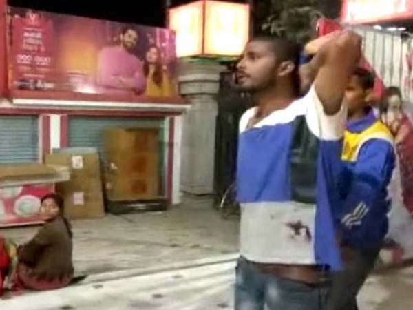 thief brutally beaten by people in mau thief brutally beaten by people in mau