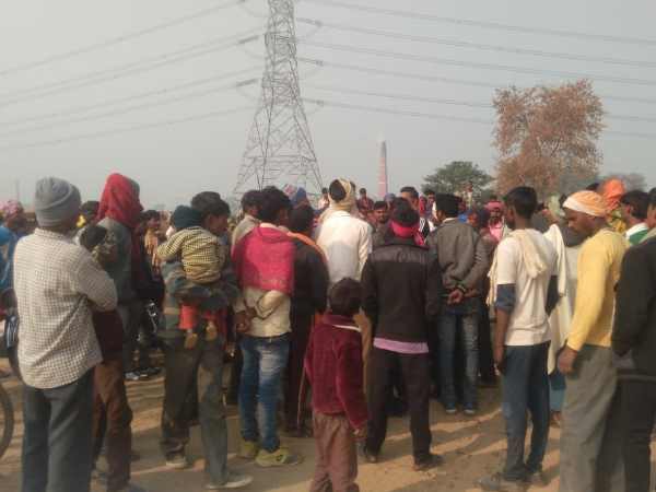 Two died when a water tank fell in Mirzapur Two died when a water tank fell in Mirzapur