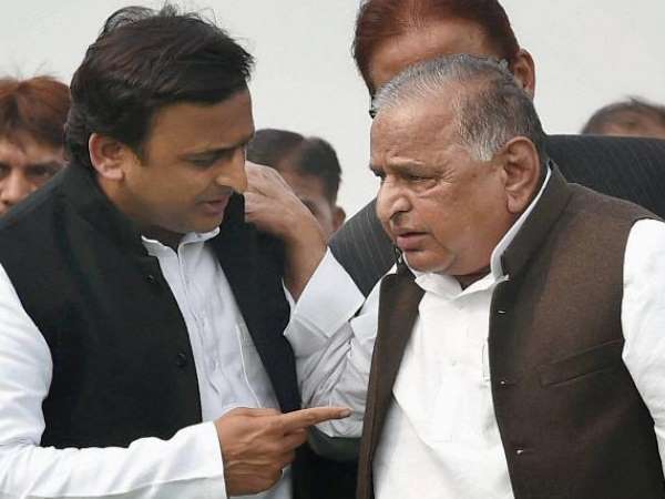 Mulayam Singh and Akhilesh Yadav assets probe, petition filed in Supreme Court Mulayam Singh and Akhilesh Yadav assets probe, petition filed in Supreme Court