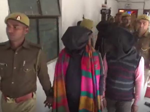 लेखपाल ने रुकवा दिया था मकान निर्माण