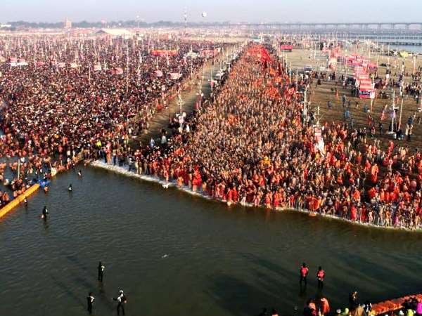संतों से होनी थी मुलाकात