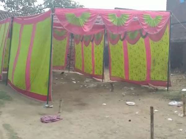 धारदार हथियार से हत्या