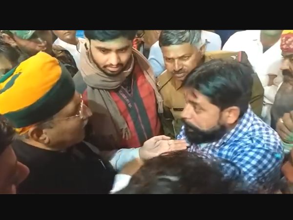 Protest Against Minister Arjun Meghwal in Bikaner Protest Against Minister Arjun Meghwal in Bikaner